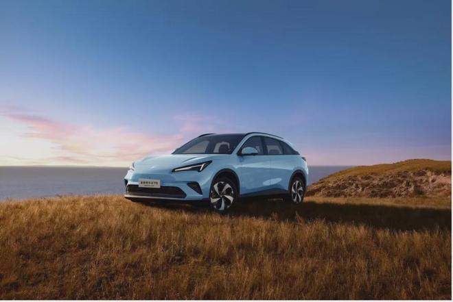 京东回应造车；26年国考应届硕博年龄放宽到43周岁以下丨邦早报_京东回应造车；26年国考应届硕博年龄放宽到43周岁以下丨邦早报_