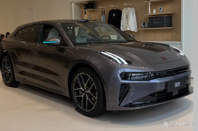 26.98万起！全新极氪001上市，2.83秒破百+810km续航-有驾