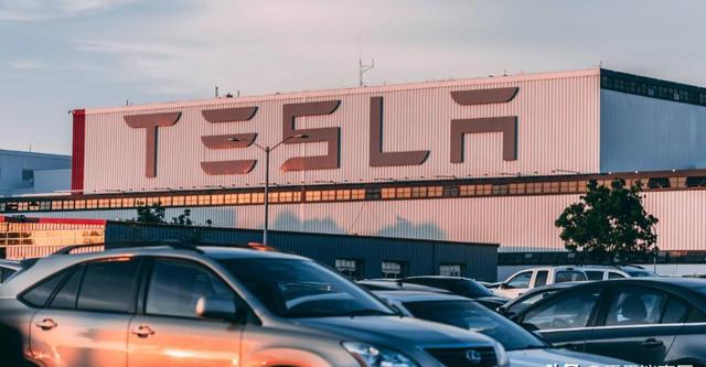 特斯拉ModelY缩水引笑话，市值蒸发650亿，突破困境需马斯克放手-有驾