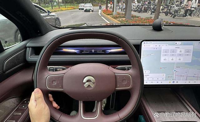 蔚来ES8热潮：纯电SUV智商税？还是真香之选？-有驾