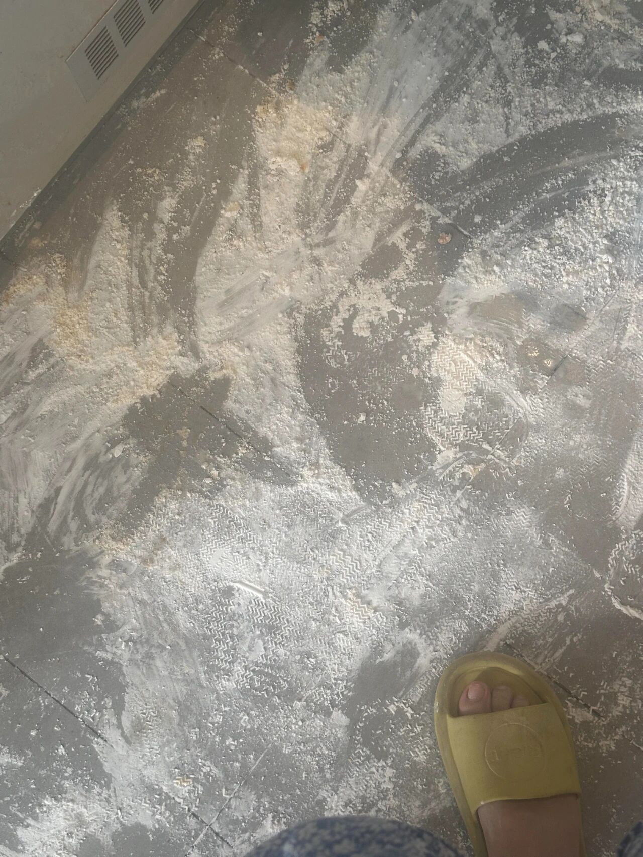 果然还是年轻人脑子好使！“过期物品”换个思路用，居然更好用_果然还是年轻人脑子好使！“过期物品”换个思路用，居然更好用_