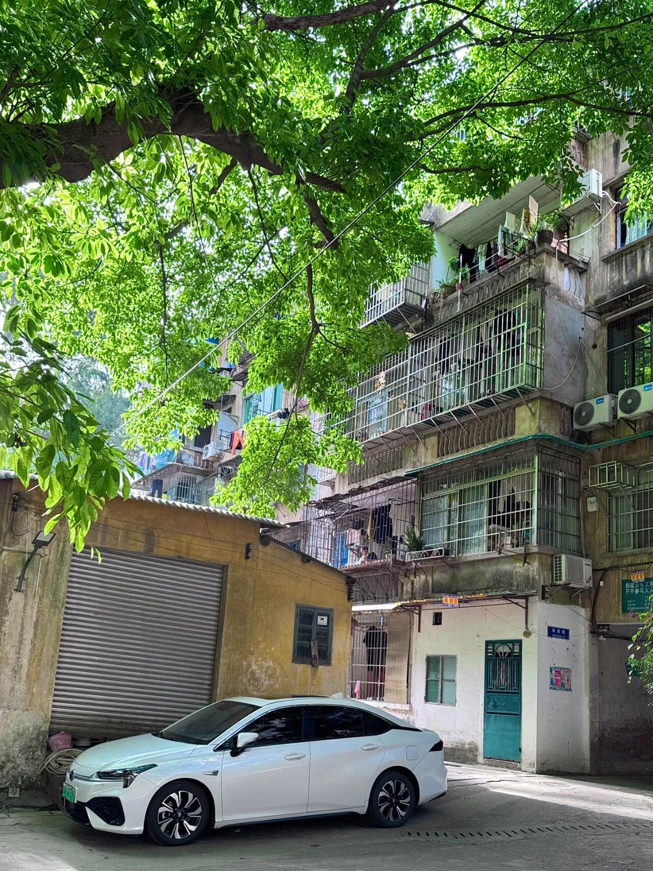 老小区电梯入户__电梯老房子