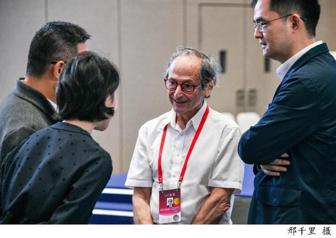 科学天团连续8年共赴“上海之约”，顶科论坛诠释创新“共享代码”__科学天团连续8年共赴“上海之约”，顶科论坛诠释创新“共享代码”