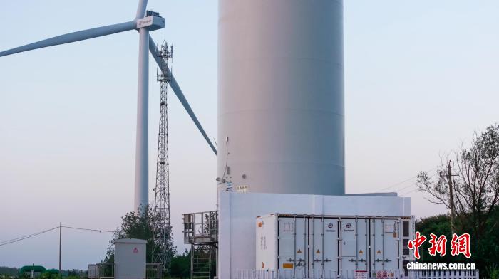 _风车利用风能发电的原理_新风车图