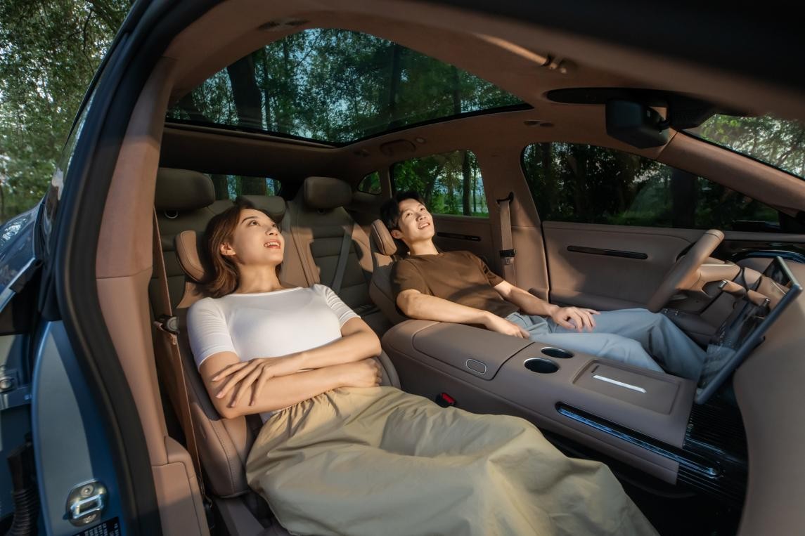 高配版和尊享版的区别_荣耀9高配和尊享区别_