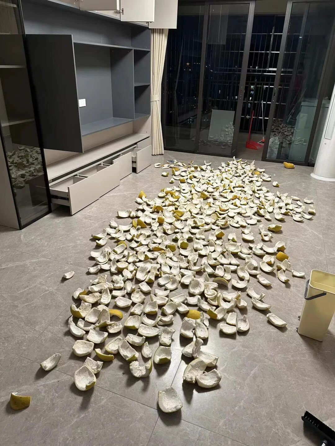 _“柚子”吃完只能把皮扔掉?看完网友的脑洞后,我又悄悄捡回来了_“柚子”吃完只能把皮扔掉?看完网友的脑洞后,我又悄悄捡回来了