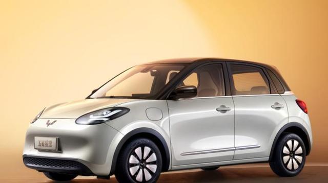 和孙颖莎搭在一起电车一年电费1000元油车一年油费一万五年换新电车更省钱更加环保和实用-有驾