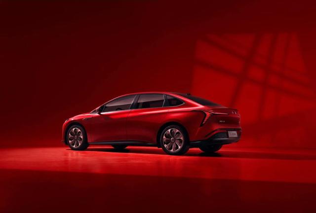 未来只剩下这六家中国汽车品牌，一汽可能性占九成，长安、上汽、吉利、奇瑞和比亚迪依次紧随，市场格局或将迎来大洗牌-有驾