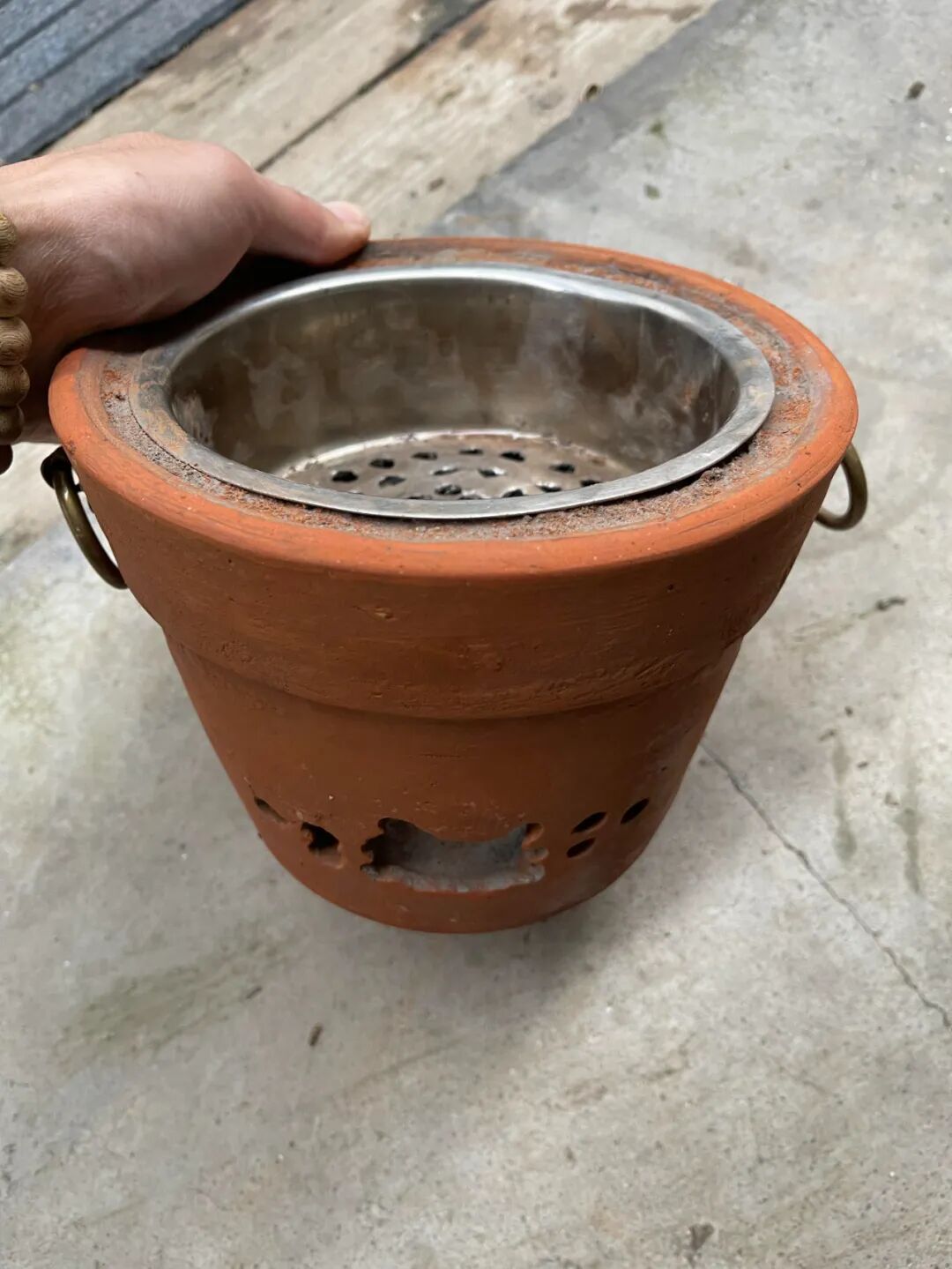 闲置花盆妙用__闲置物品做花盆