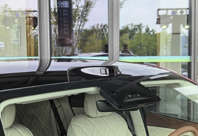 超级置换抢购价17.19万元起 风云A9L光辉(四驱)全球上市