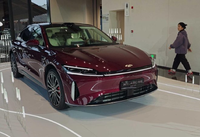 超级置换抢购价17.19万元起 风云A9L光辉(四驱)全球上市