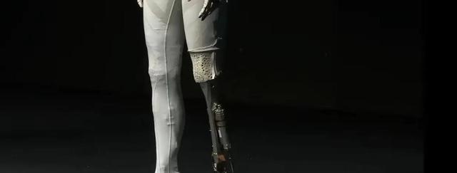 小鹏机器人猫步走红！全网盛赞腿技惊人，致命缺陷竟隐藏在暗处-有驾