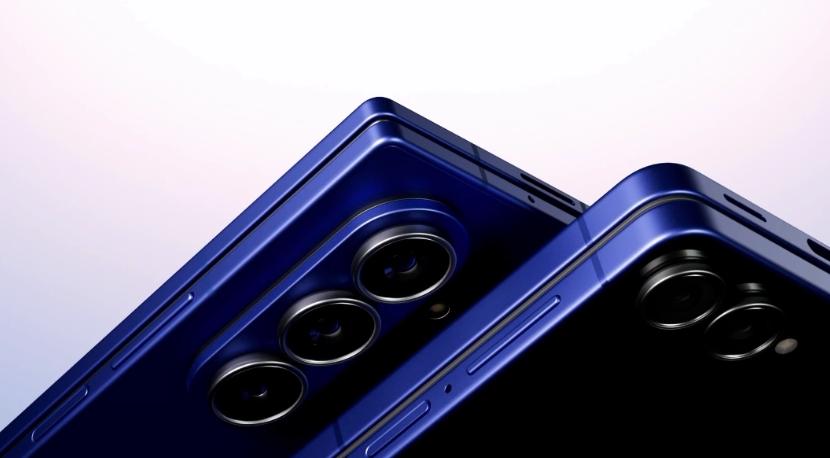 三星折叠屏屏幕参数_三星折叠屏最新_