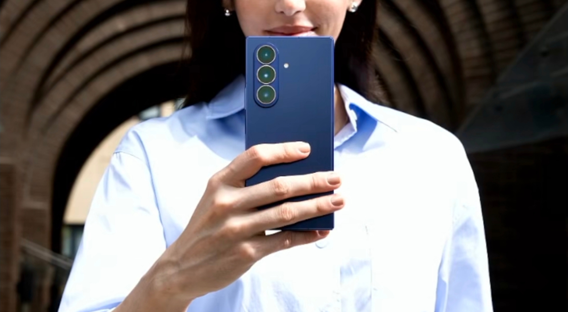 _三星折叠屏屏幕参数_三星折叠屏最新