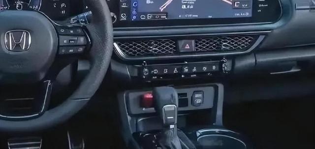 告别中庸！第十二代雅阁颜值智驾双升级，106km 插混续航能否领跑 B 级车市？-有驾