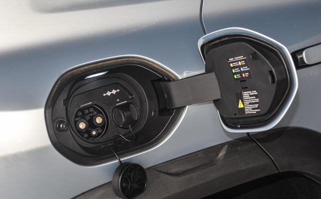 奇瑞天门山翻车，到底是勇气可嘉还是不自量力？这两天，奇瑞风云-有驾