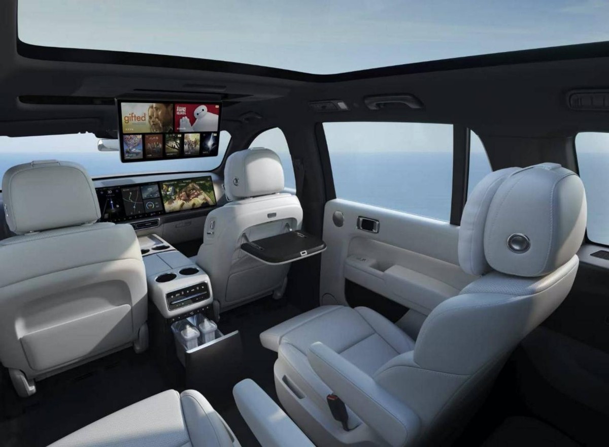 纯电车企几乎集体倒戈！如今再看增程、插混，并非“开科技倒车”__纯电车企几乎集体倒戈！如今再看增程、插混，并非“开科技倒车”