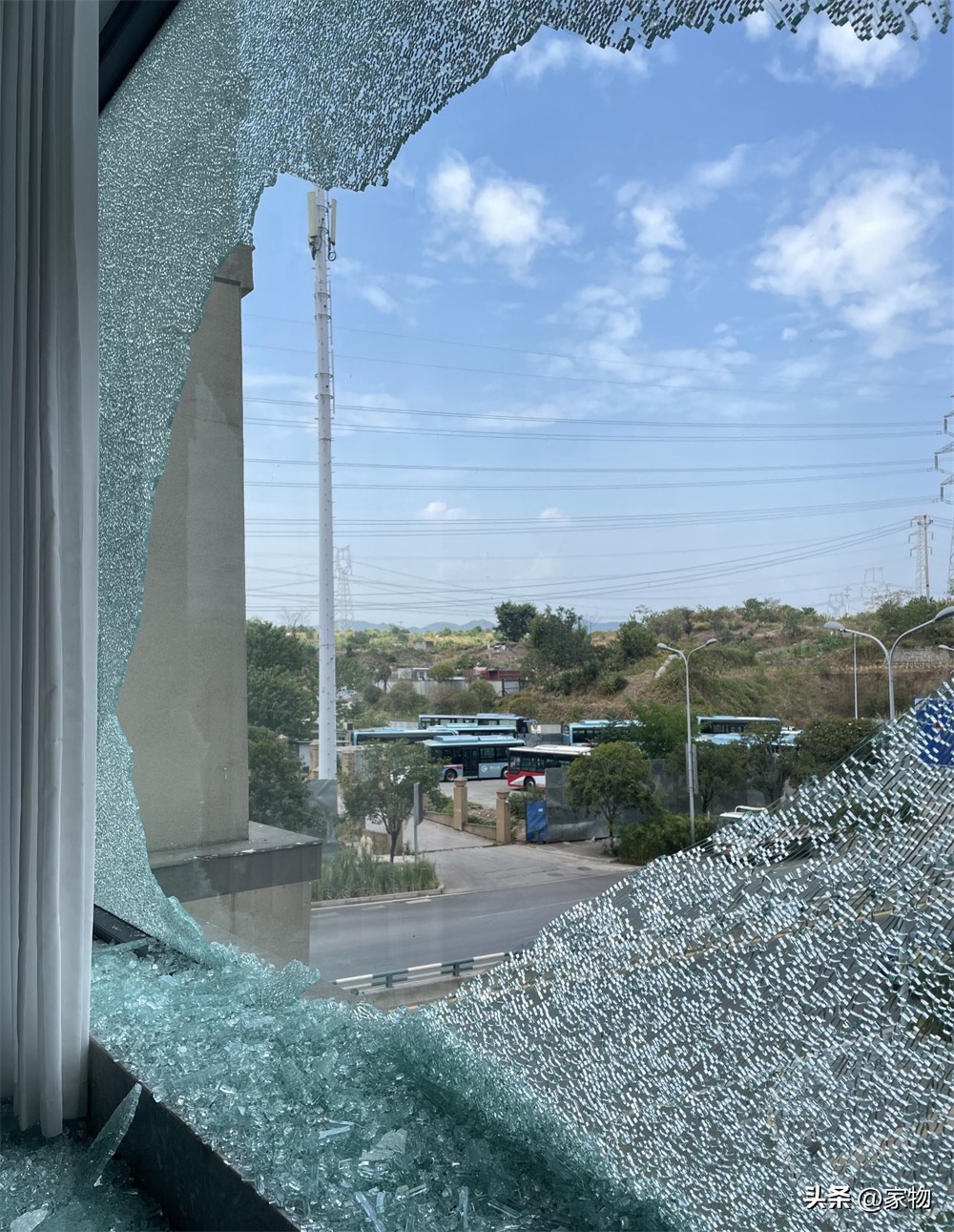 落地窗网红照_股圈链敢用吗_