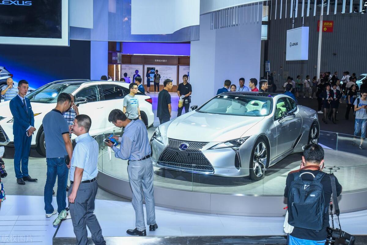 2025年下半年,该“抄底买车”还是“继续观望”,内行人道破真相_2025年下半年,该“抄底买车”还是“继续观望”,内行人道破真相_