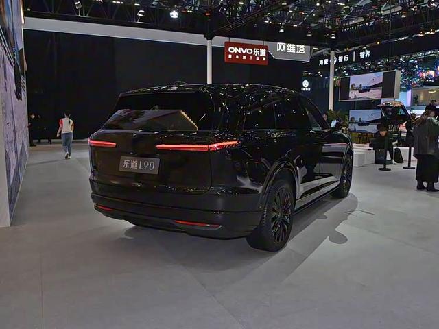 乐道L90第四万台新车交付 黑骑士版全国交付，12月推1.1亿购车礼遇-有驾