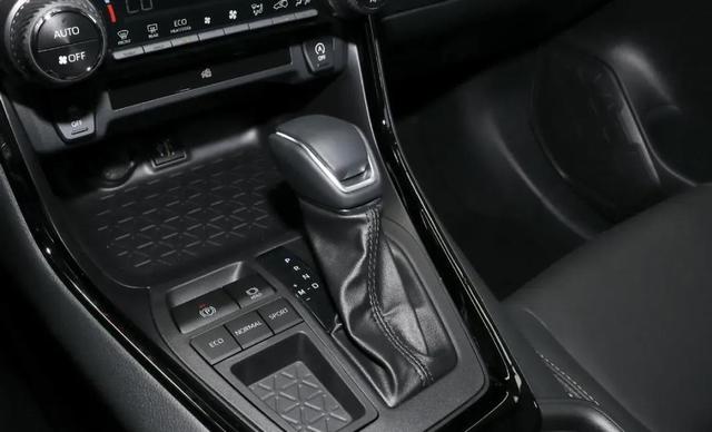 10.28万VS12.98万！26款比24款便宜2.7万，锋兰达与威兰达咋选-有驾