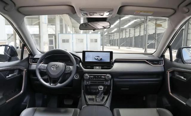 10.28万VS12.98万！26款比24款便宜2.7万，锋兰达与威兰达咋选-有驾