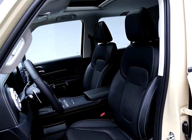 坦克300 Hi4-T升级了,宁德电芯加入,价格不变性能更强-有驾