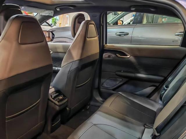 试驾长安逸动四代7天：颜值无敌，缺点明显！-有驾