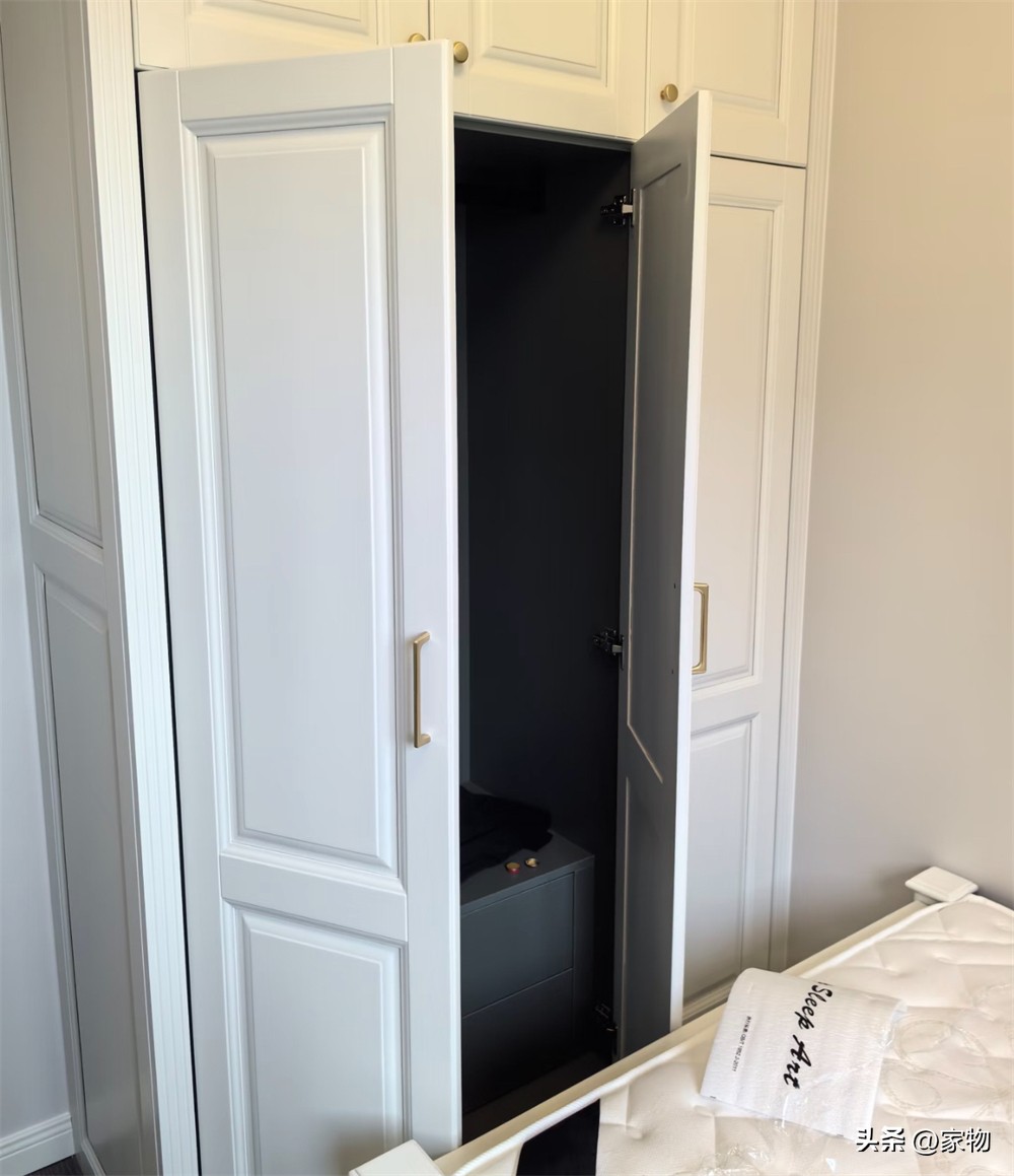 次卧买1米八的床后悔了__床占地几平米